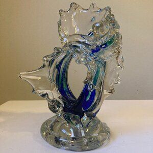 Glass wave sculpture